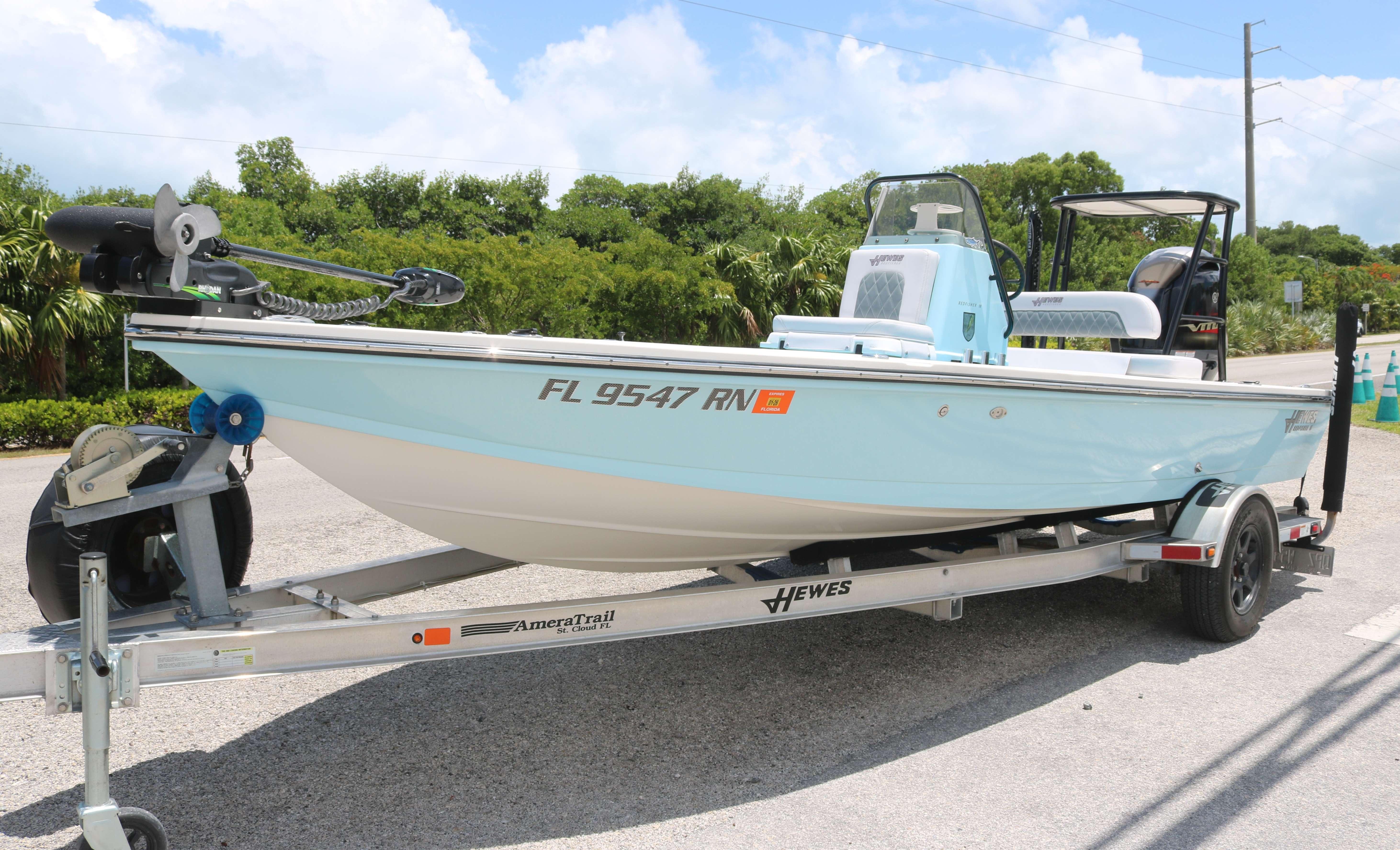 2018 Hewes Redfisher 18