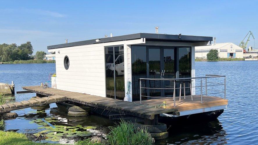 Aqua-House Harmonia 340 Houseboat