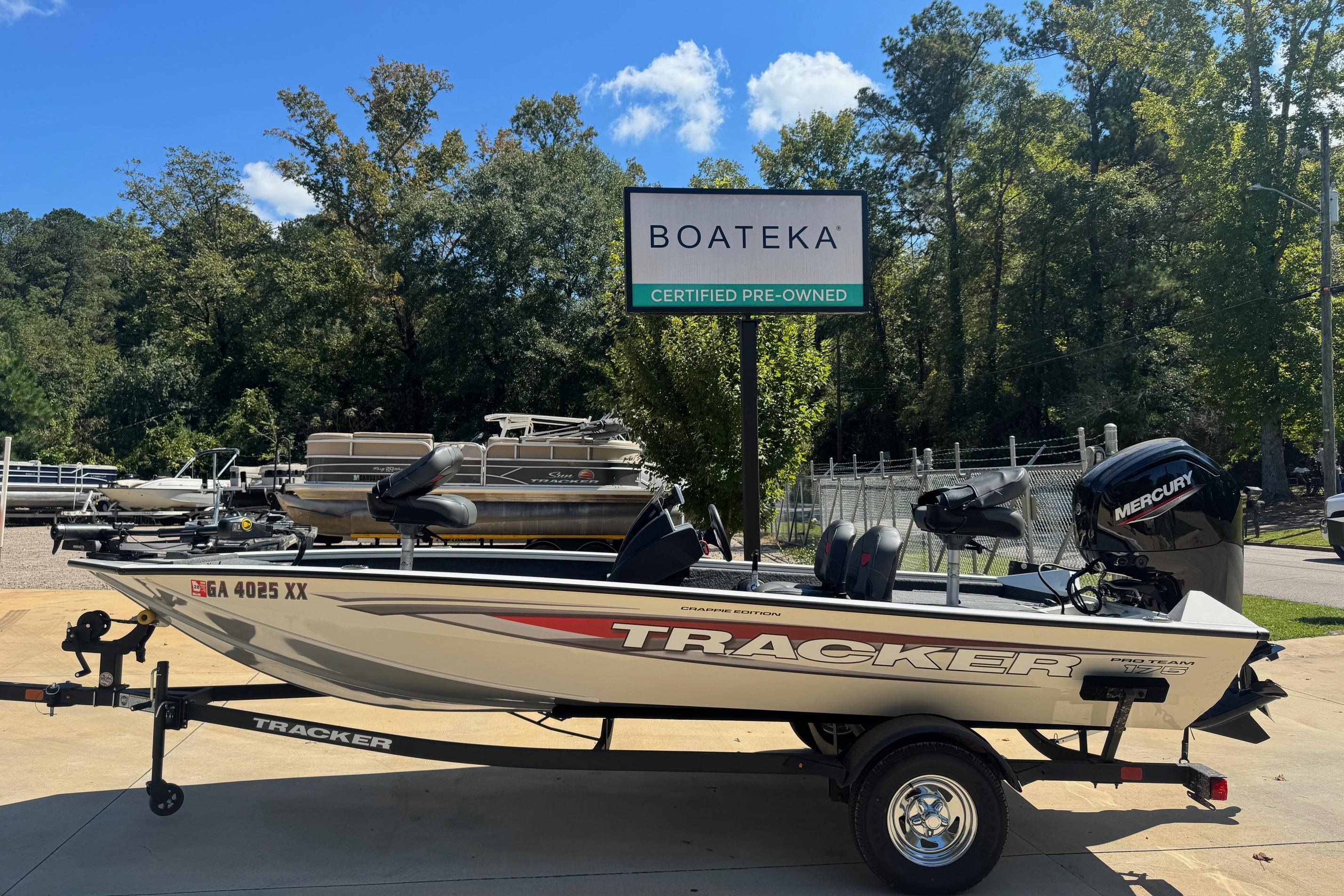 2025 Bass Tracker Pro Team 170