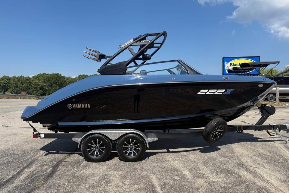 2026 Yamaha Boats 222XE