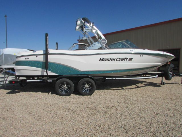 MasterCraft XT25