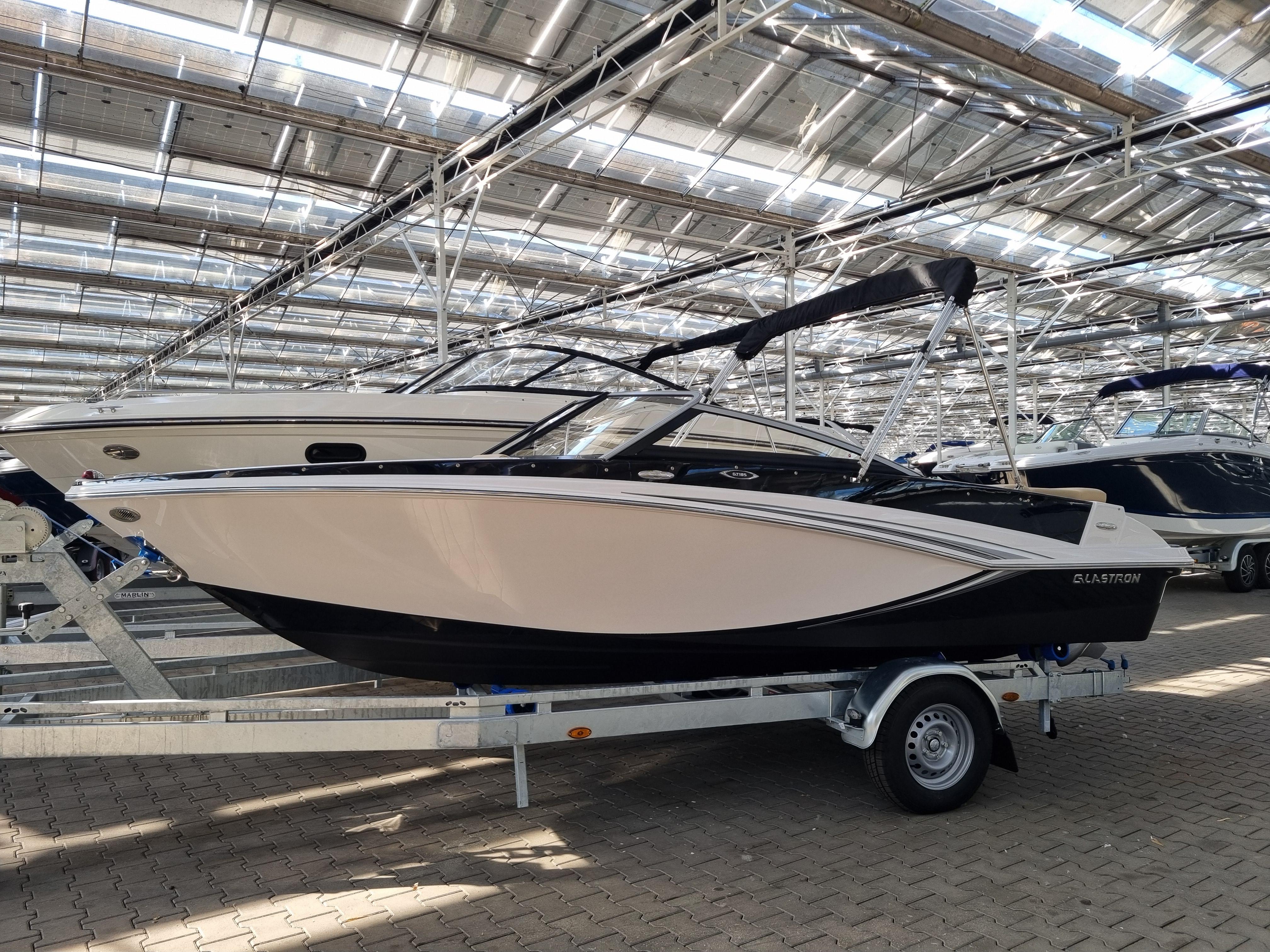 2015 Glastron GX 185