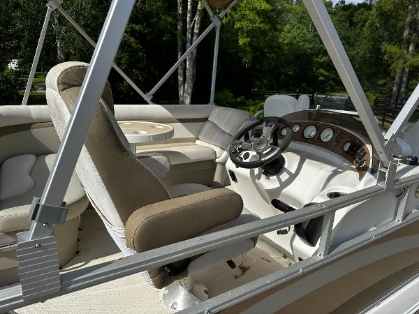2015 Custom South Wind 201