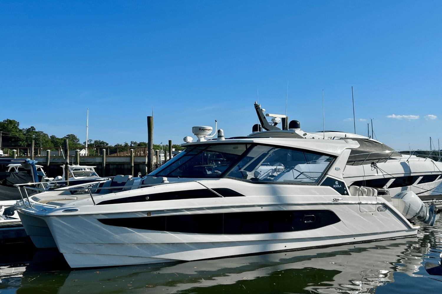 2022 Aquila 36