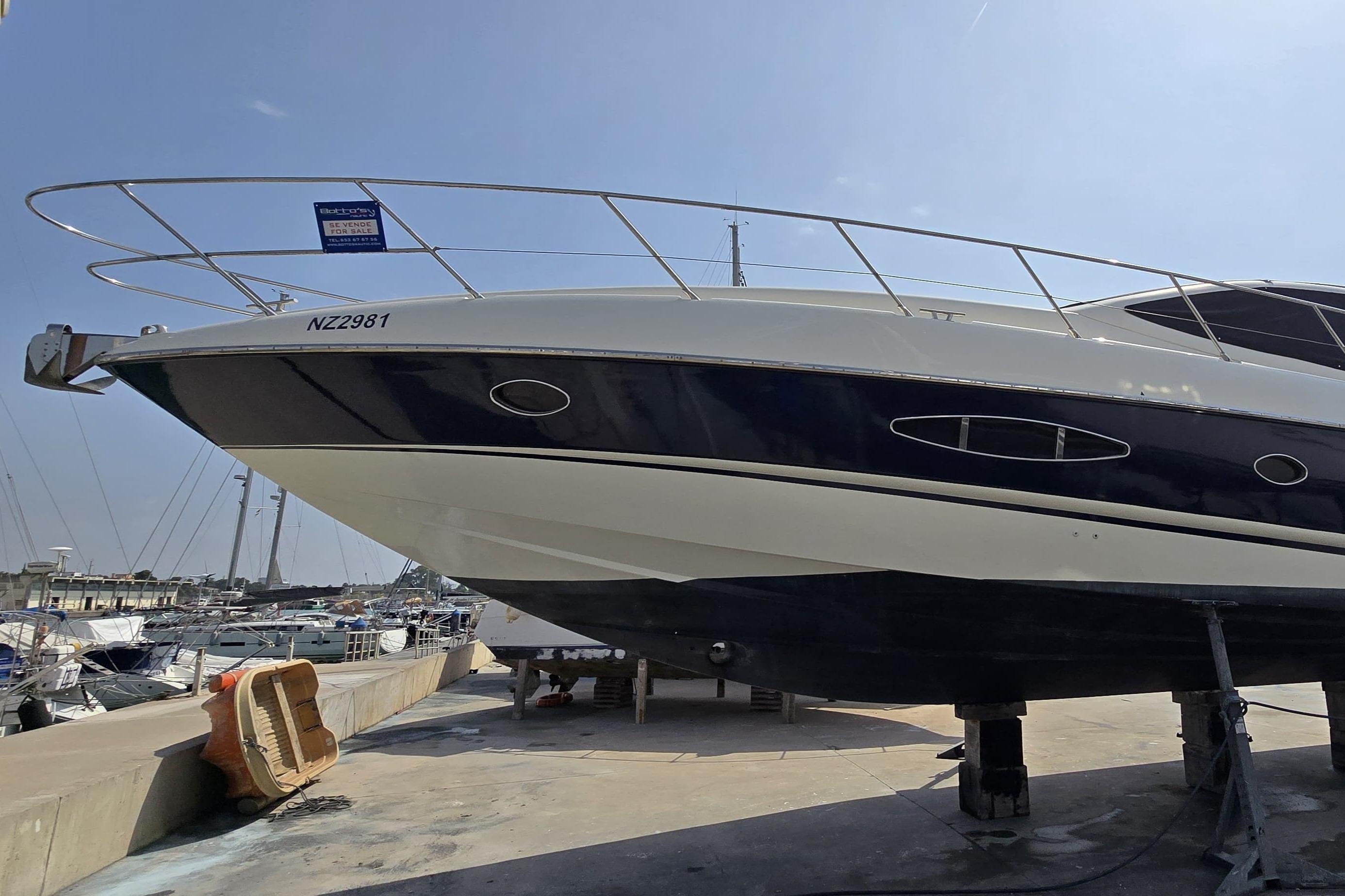 2007 Azimut Atlantis 55