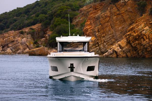 2025 Aiata Wayfinder 38