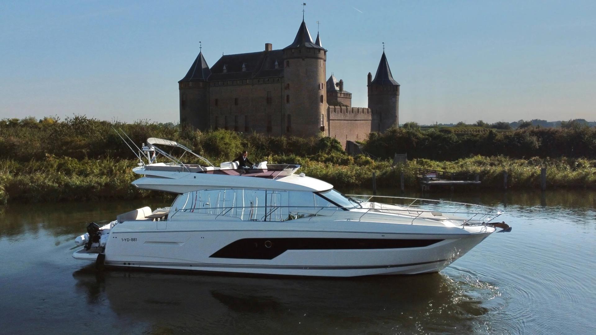 2019 Prestige 590