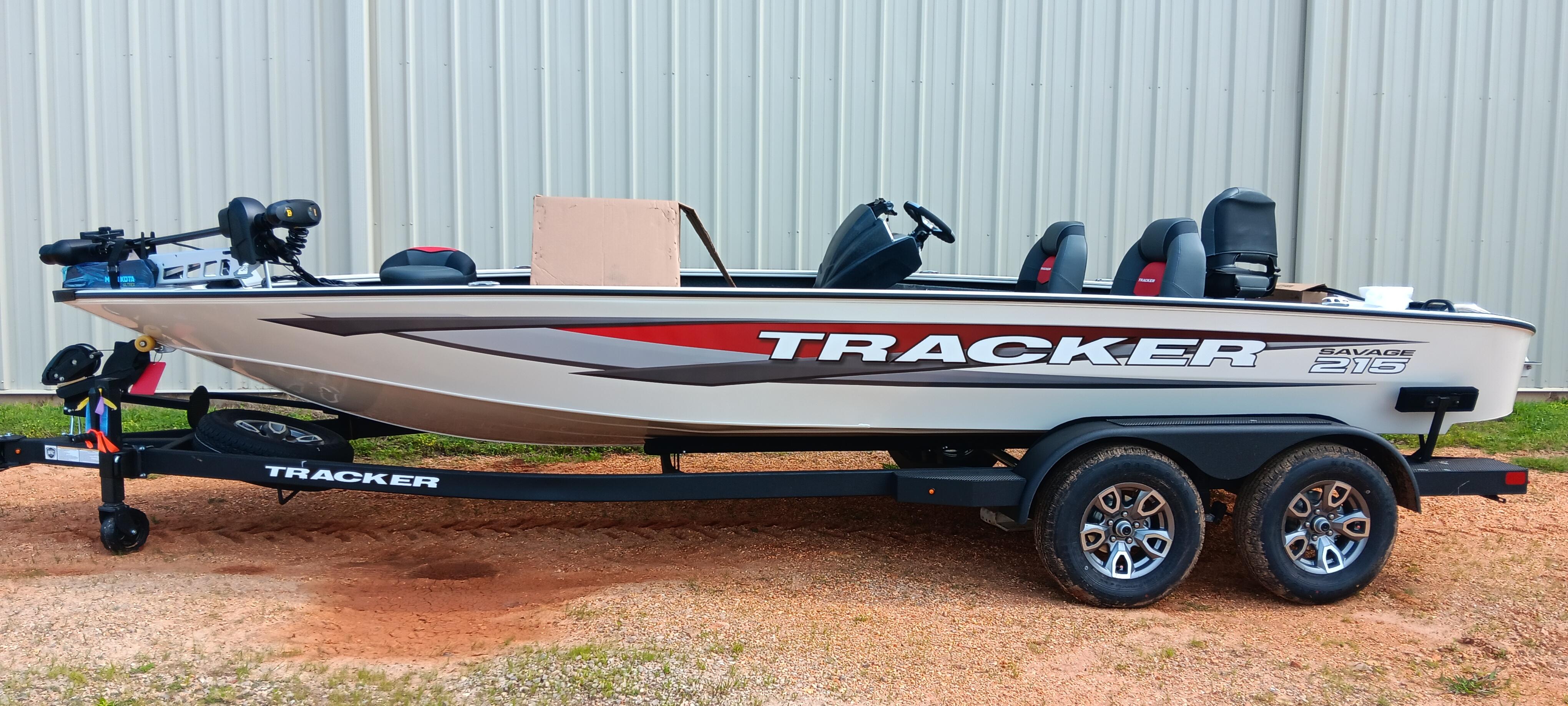 Tracker Savage 215