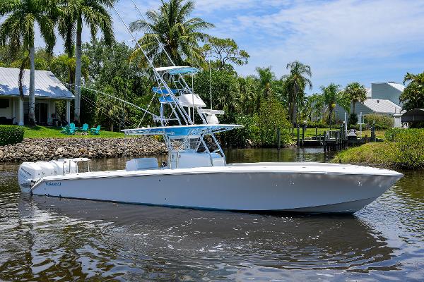 Bahama 41 Center Console Bahama 41 Southern Accent - Profile