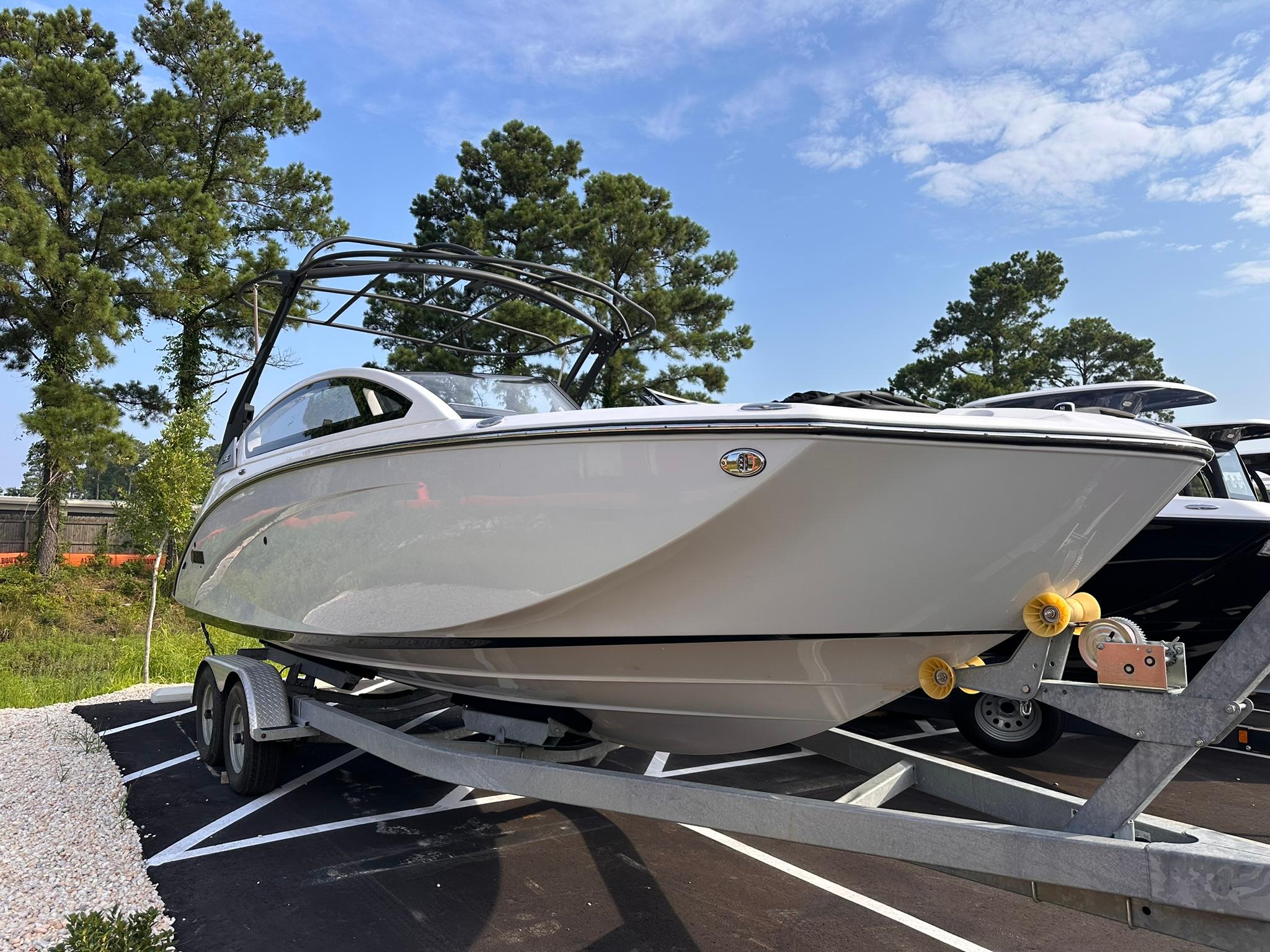2025 Yamaha Boats 275 SE