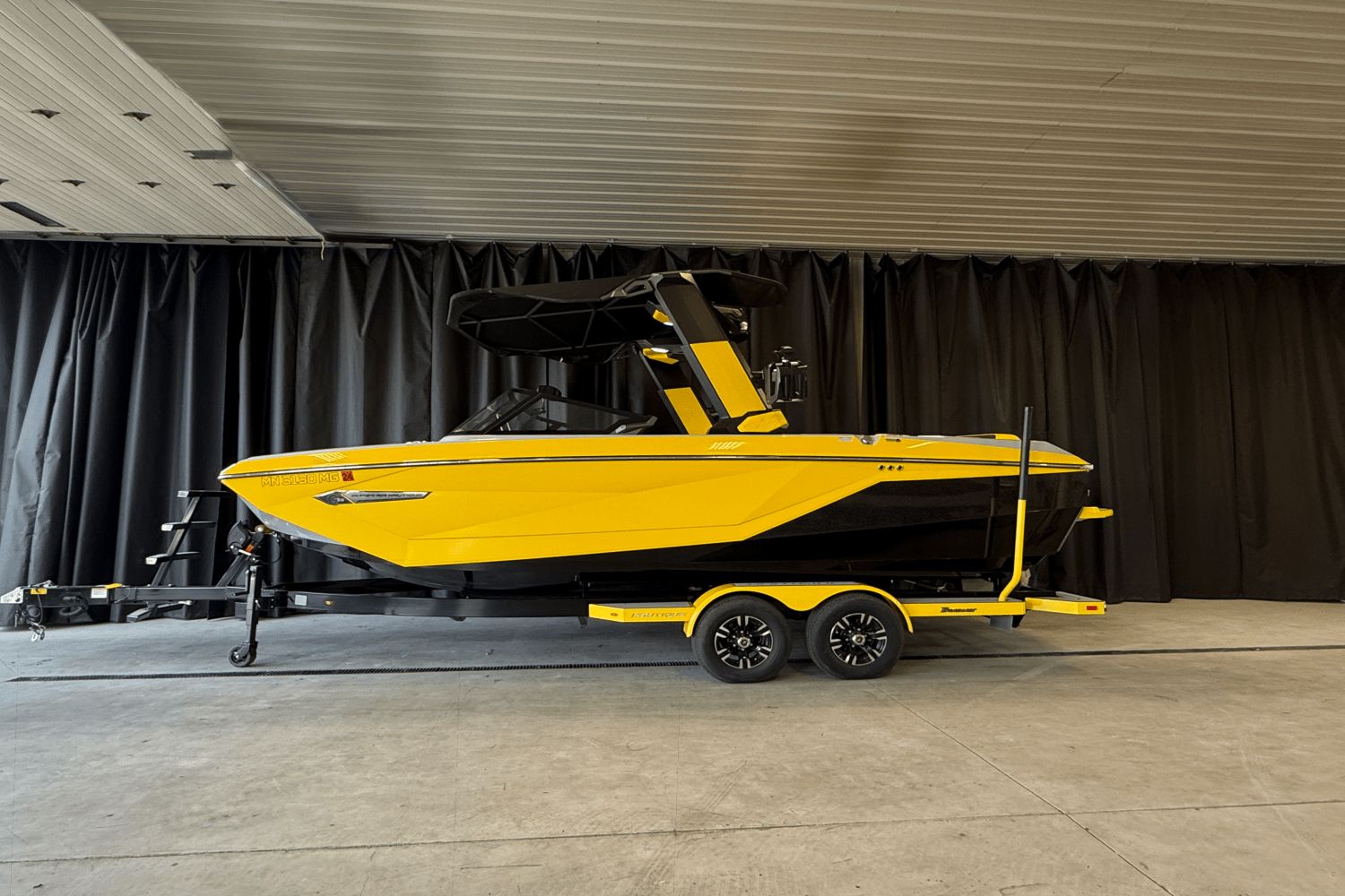 2022 Nautique G23