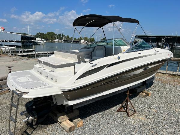 Sea Ray 240 Sundeck boats for sale - boats.com