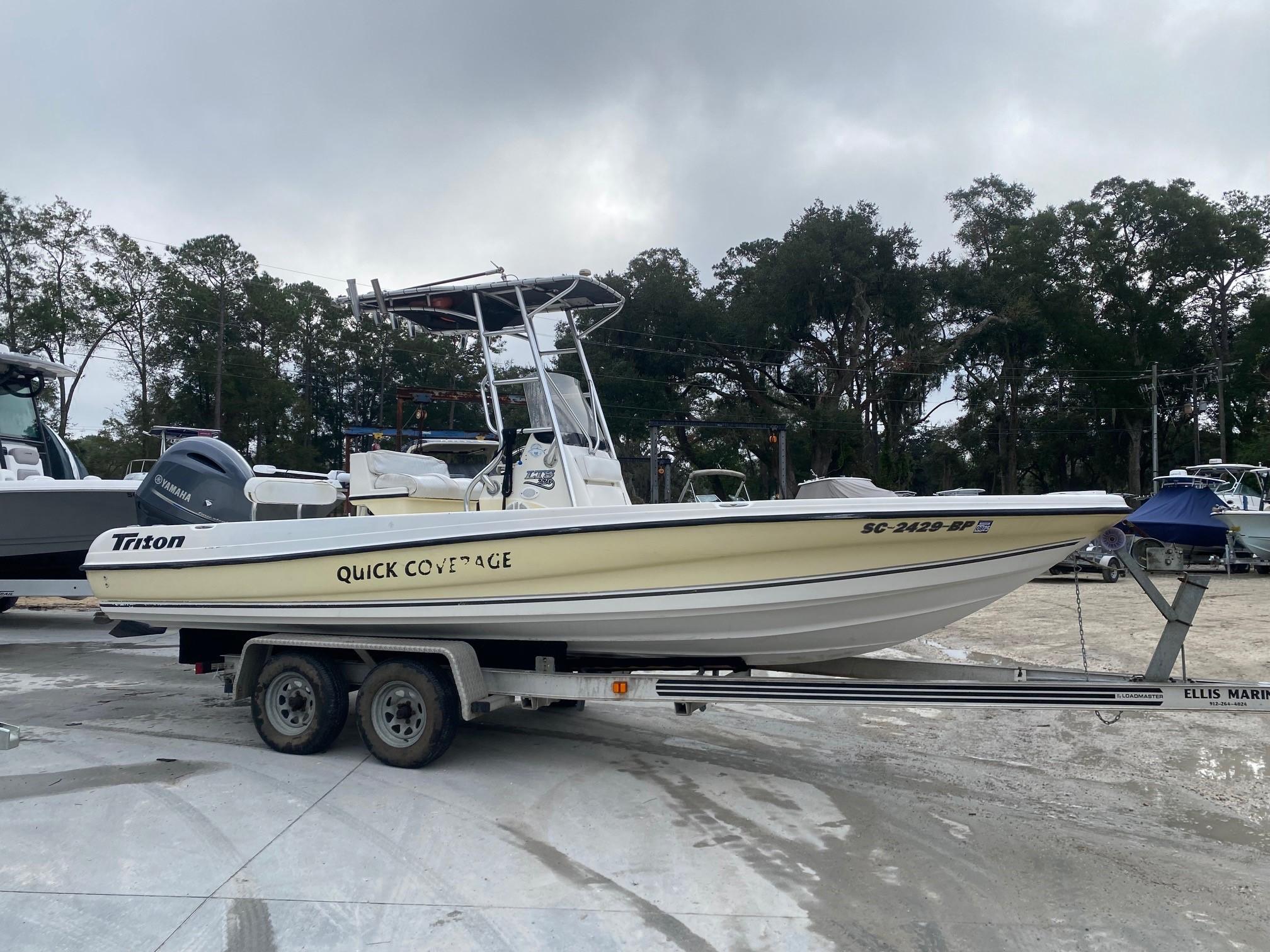 2003 Triton 220 LTS, Beaufort South Carolina