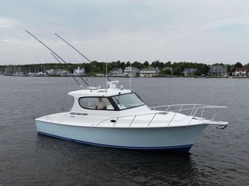 2025 Henriques 35 Express Hardtop