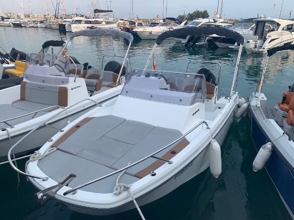 2024 Beneteau Flyer 6 SUNdeck