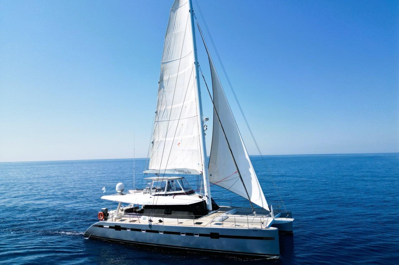 2008 Sunreef 62