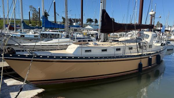 1984 Cascade 36