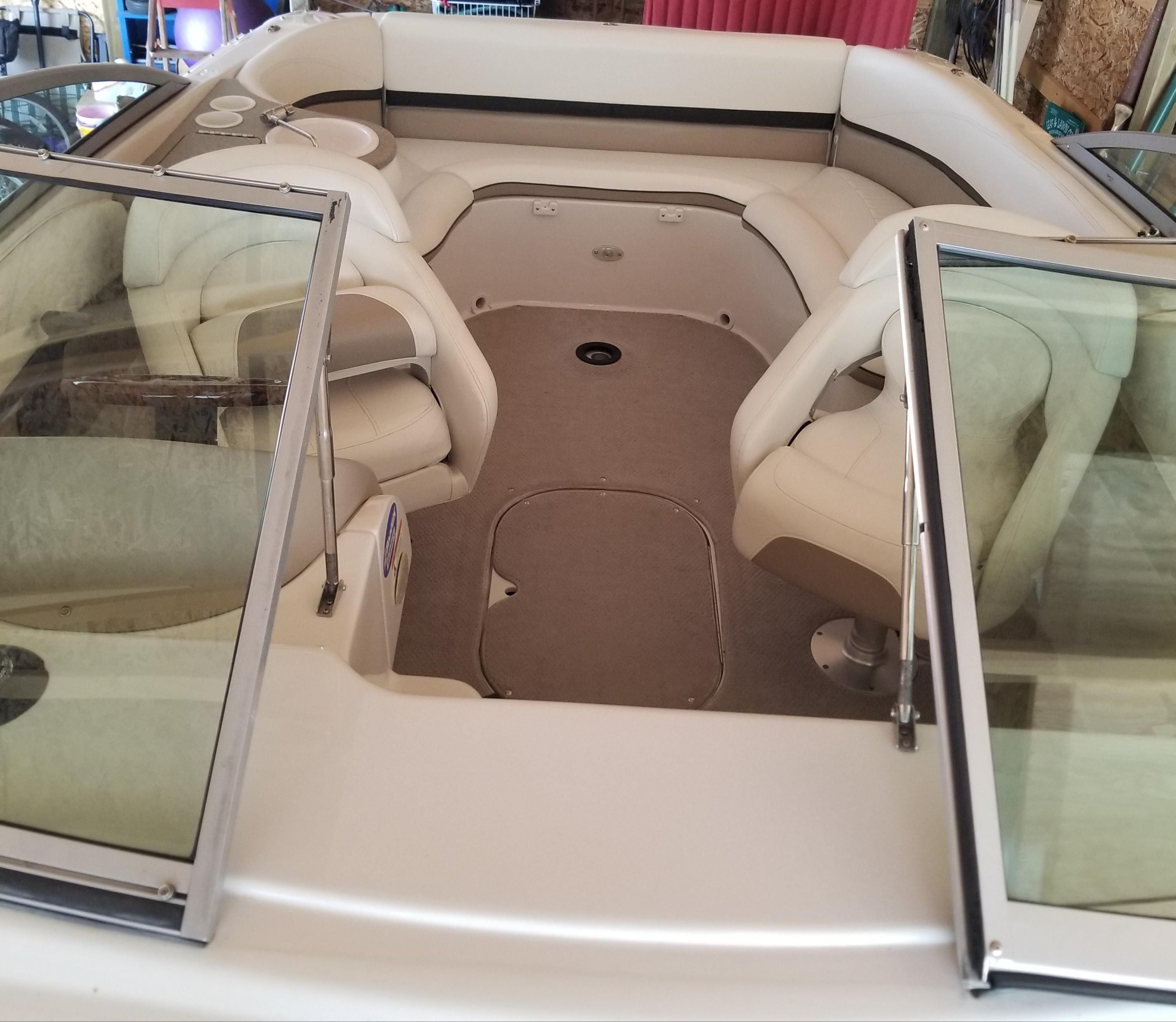 2005 Four Winns 245 Sundowner