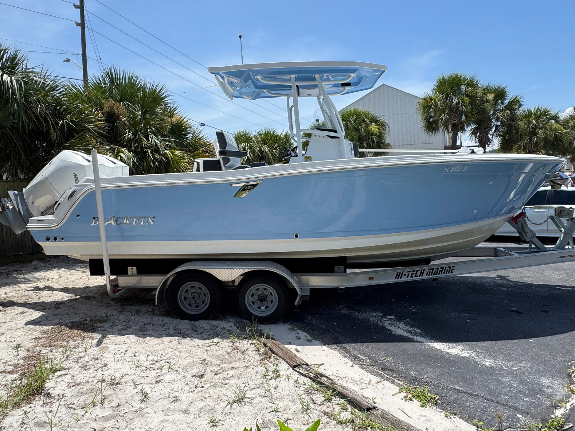 2021 Blackfin 252 CC