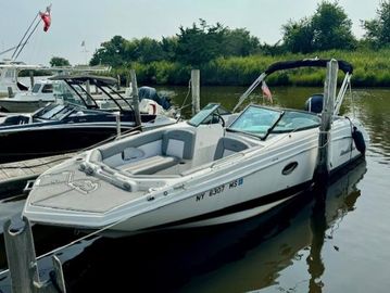 2022 NauticStar 243 DC