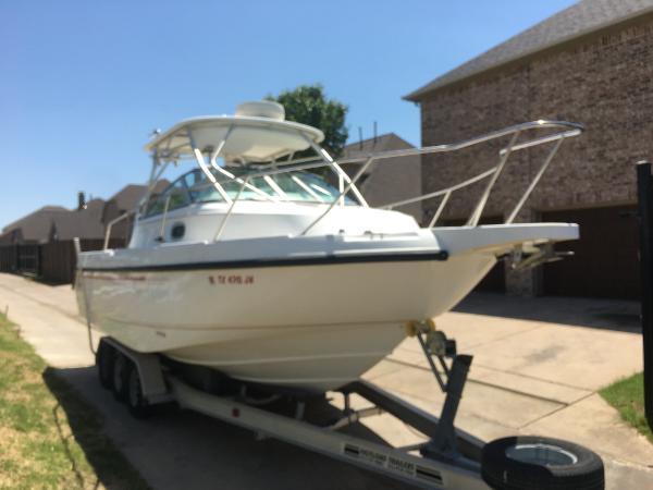 2002 Boston Whaler 265 Conquest