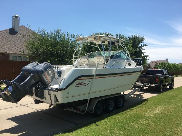 2002 Boston Whaler 265 Conquest