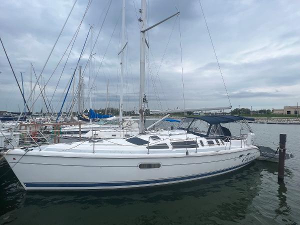 2000 Hunter 410