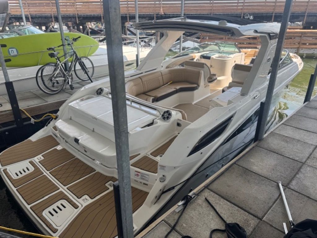 2024 Sea Ray SLX 350