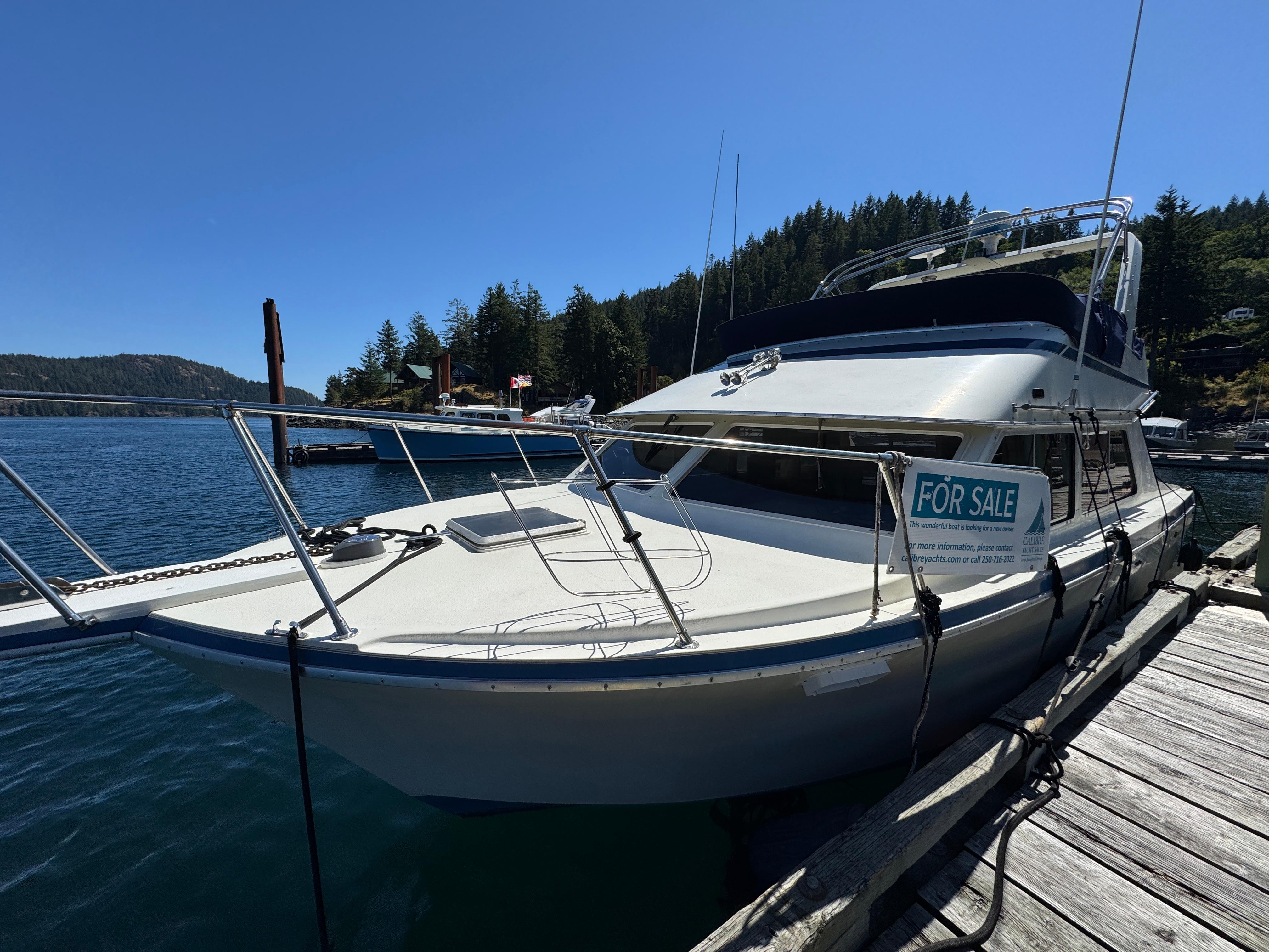 1987 Tollycraft 30 Sport Cruiser