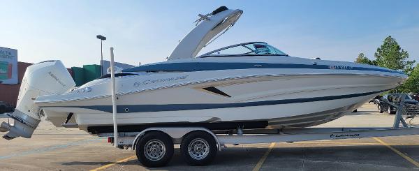 2021 Crownline E275XS