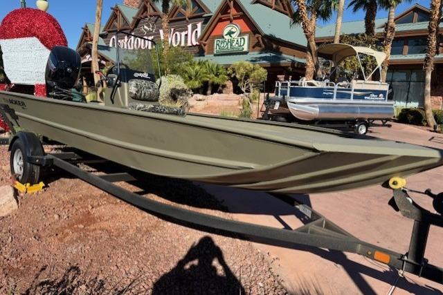 2025 Tracker Grizzly 1860 CC