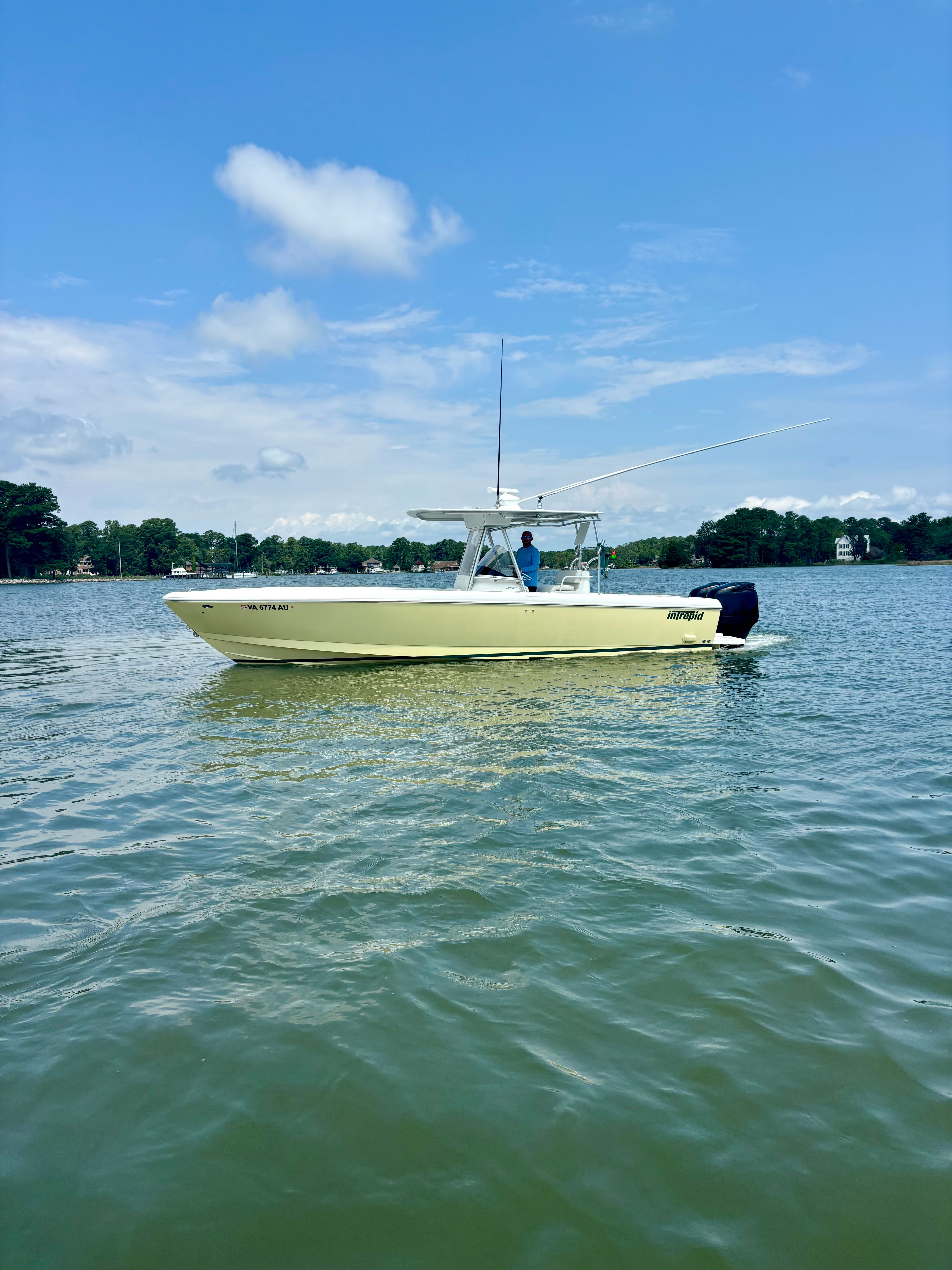 Intrepid 289