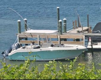 2020 Robalo R202 Explorer