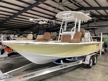 2024 Sea Pro 230
