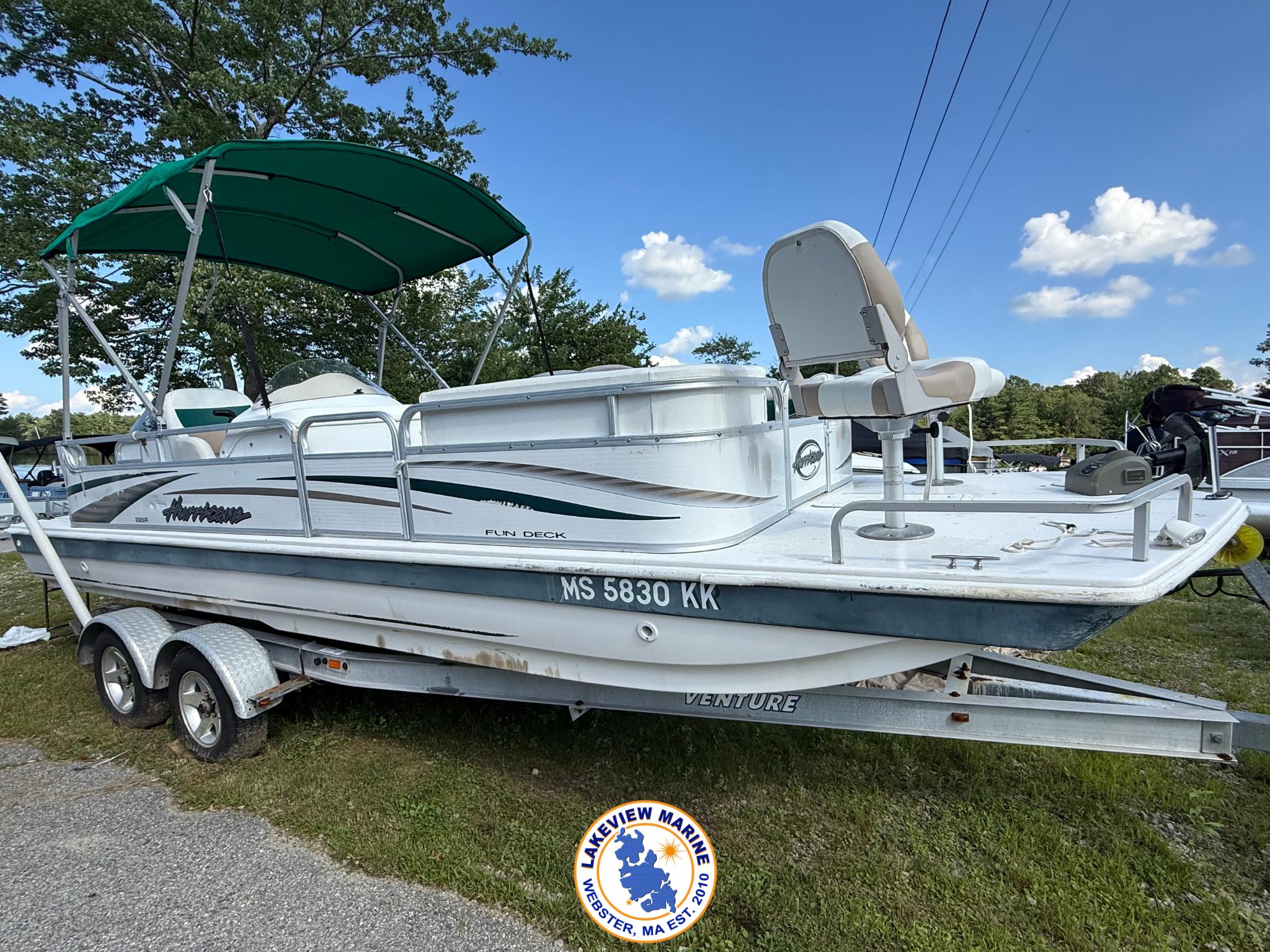 2005 Hurricane FunDeck 226 REF
