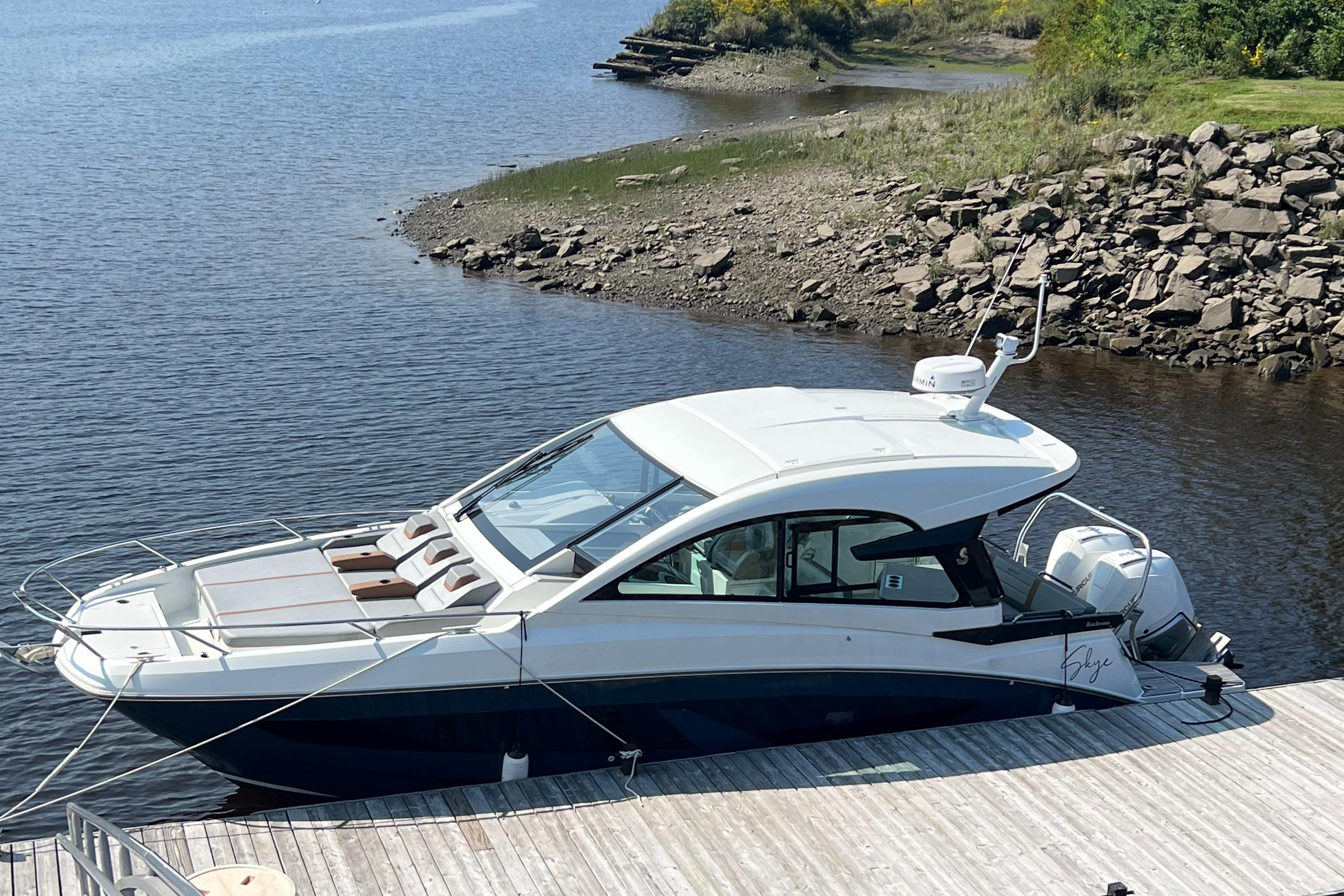 2022 Beneteau Gran Turismo 32, Hampden Maine - Boats.com