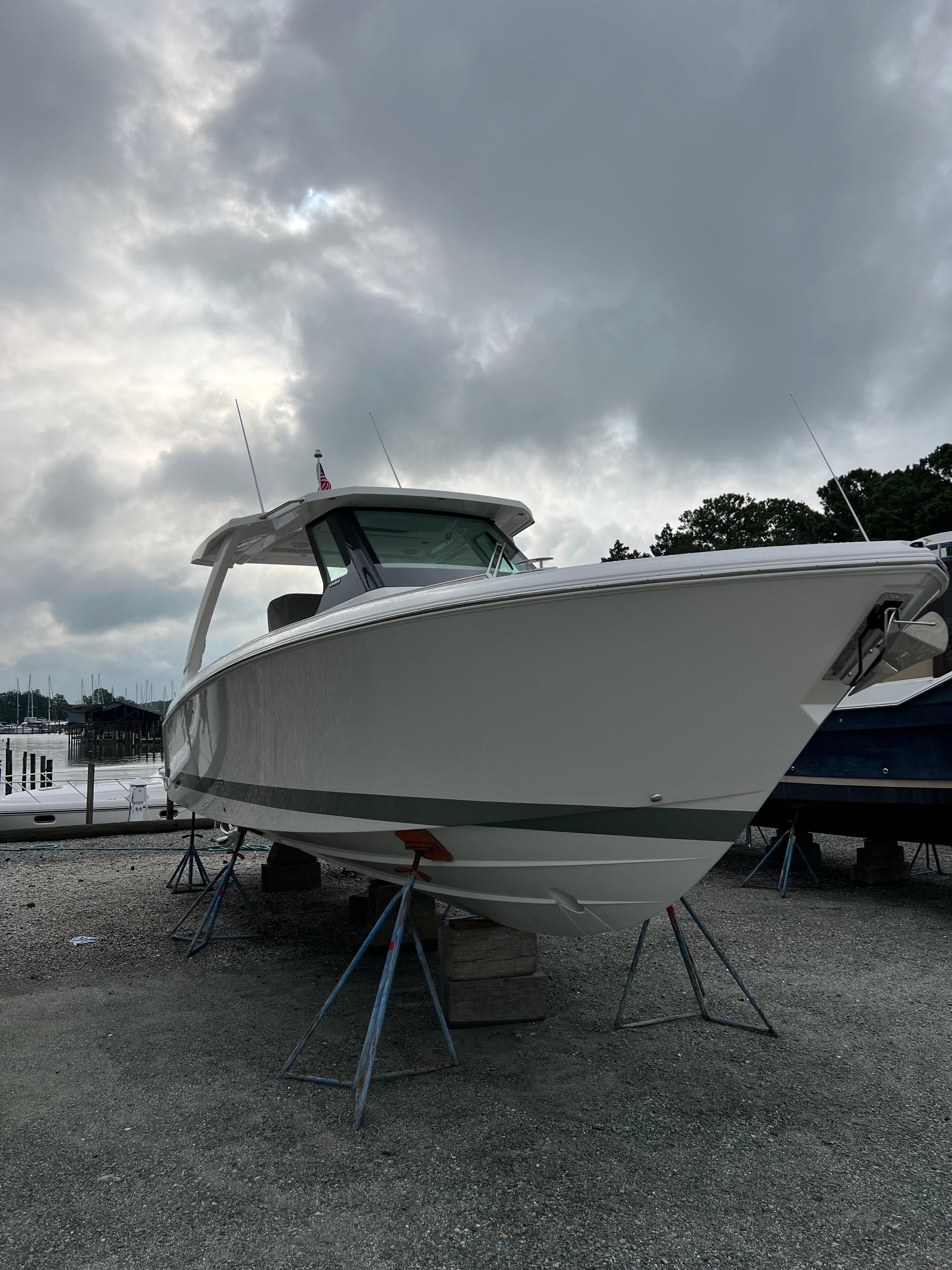 2026 Tiara Yachts 34 LS