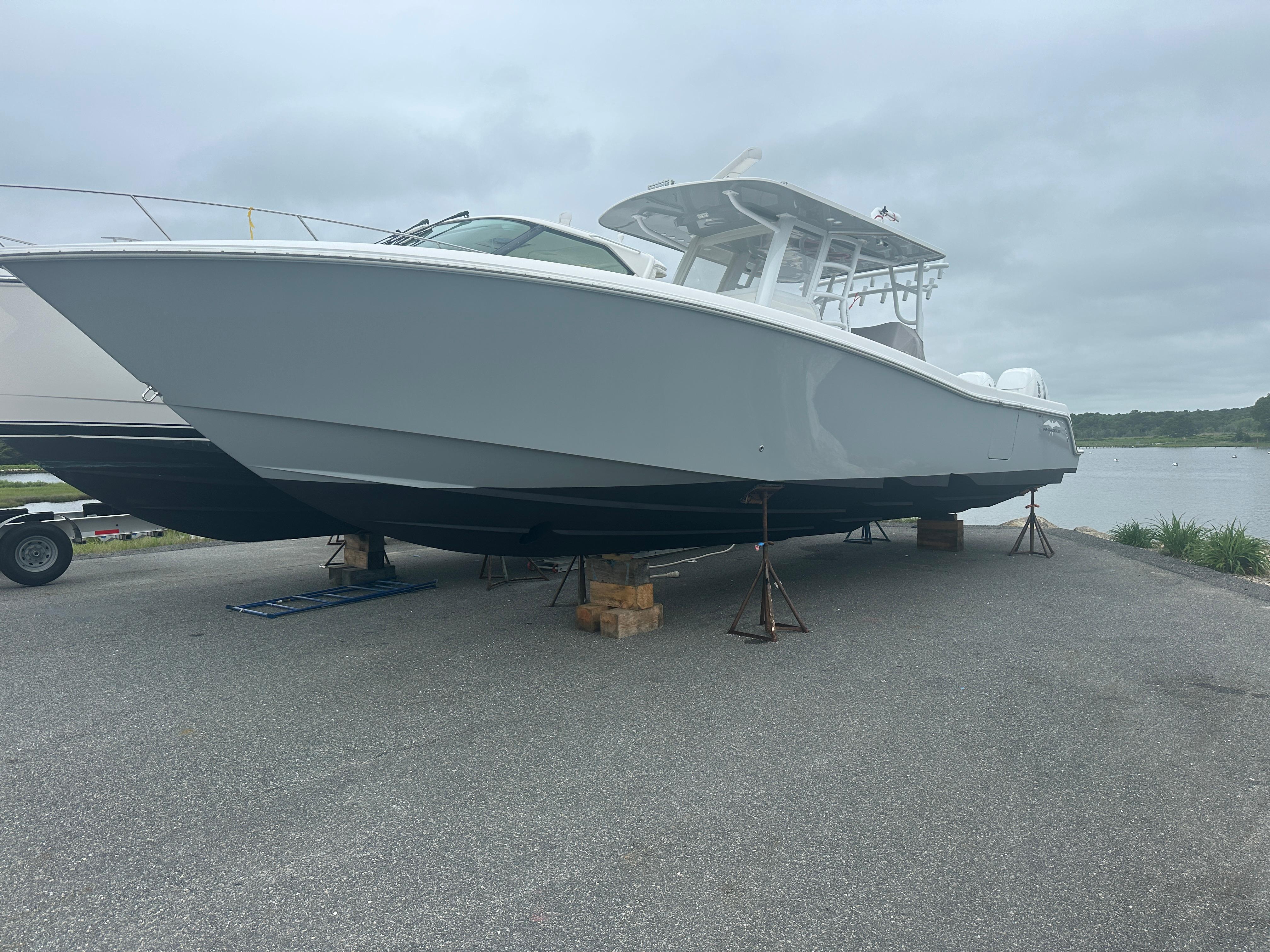 2020 Invincible 39 Open Fisherman