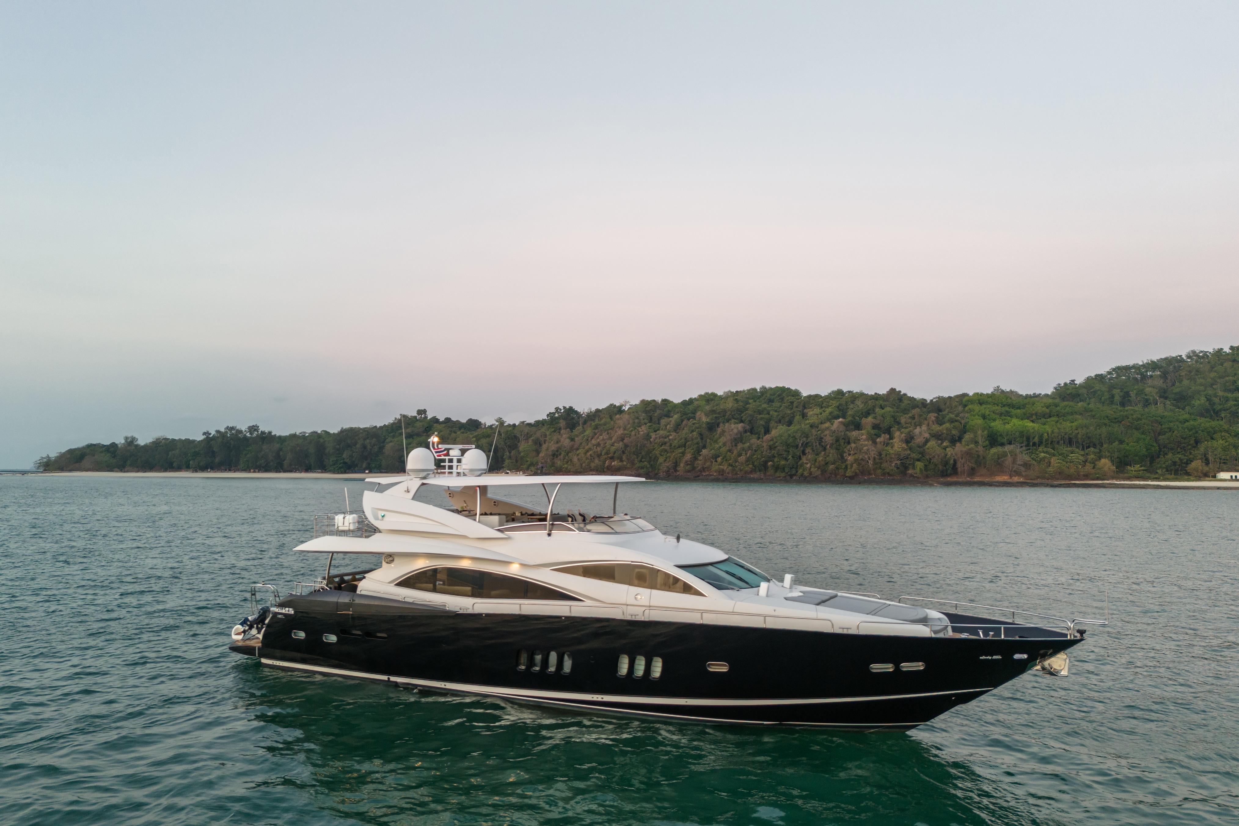 2008 Sunseeker 90 Yacht