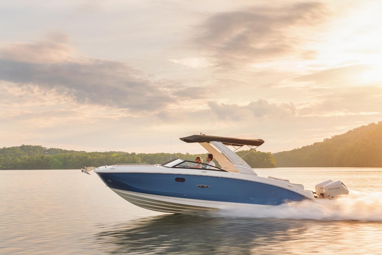 2026 Sea Ray SDX 290 Outboard