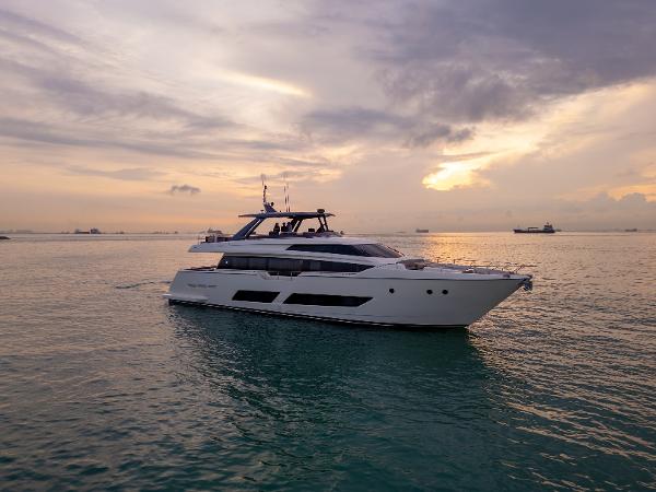 2017 Ferretti Yachts 850