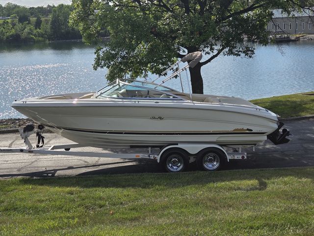 1999 Sea Ray 210 Bow Rider