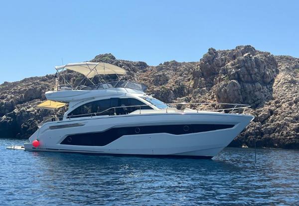 Cranchi E 52
