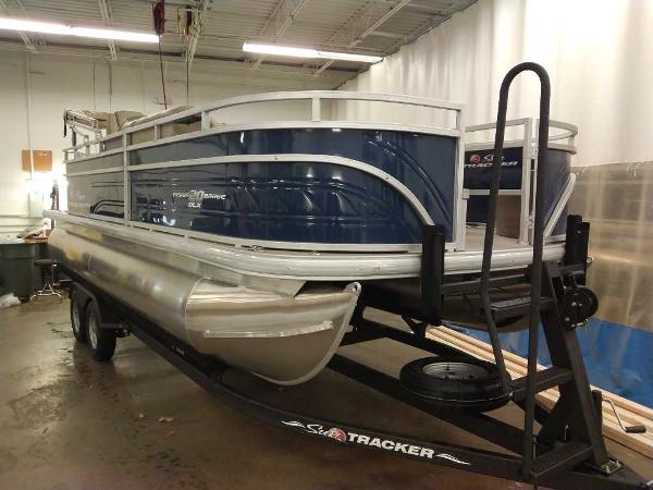 2024 Sun Tracker Fishin' Barge® 20 DLX