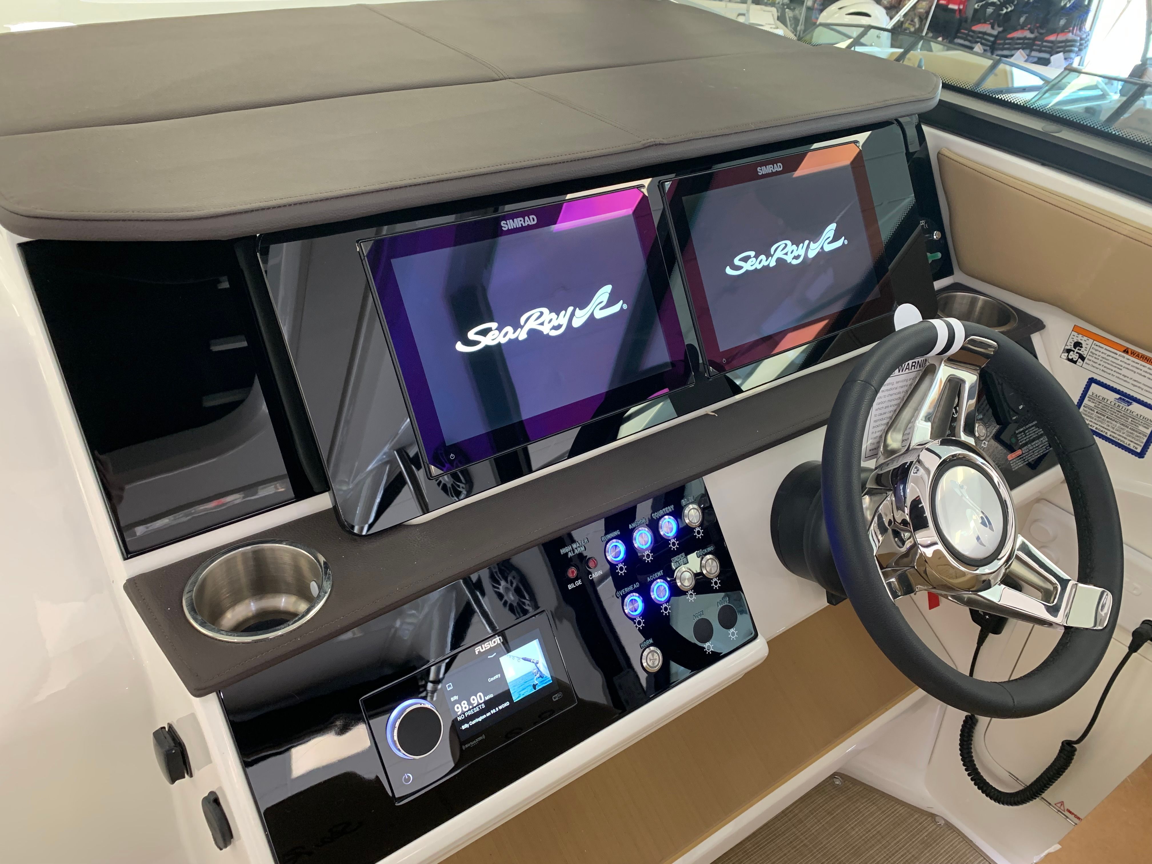 2024 Sea Ray Sundancer 320