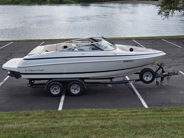 1998 Chris-Craft 210 Bowrider