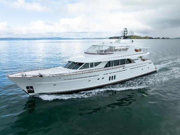 2014 Mulder 98 Flybridge
