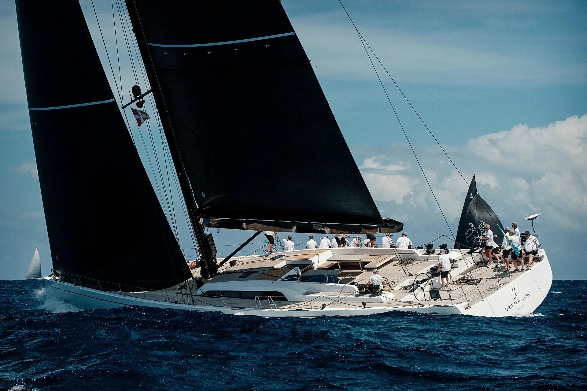 2020 Nautor Swan 98