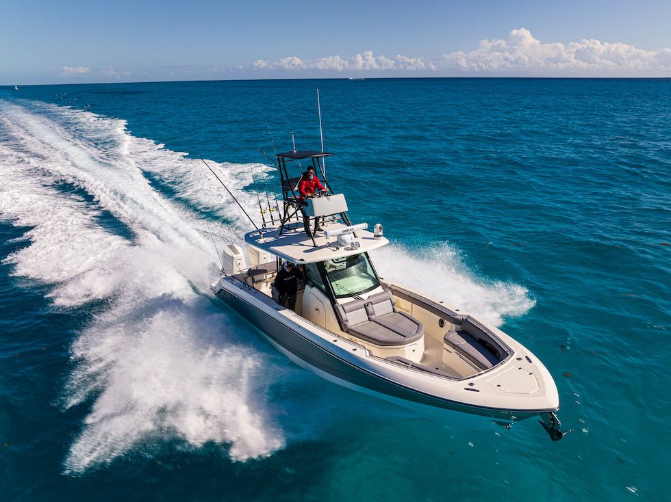 2025 Boston Whaler 360 Outrage