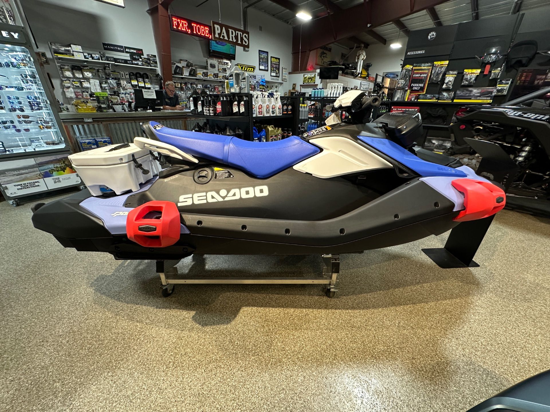 Sea-Doo Spark for 3 90 hp Convenience package with iBR and audio in option